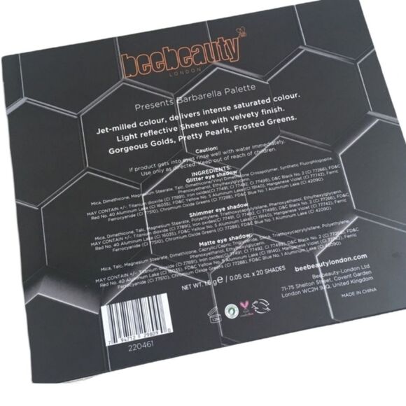 Barbarella Eyeshadow Palette SEALED in Original Box - Picture 3 of 6